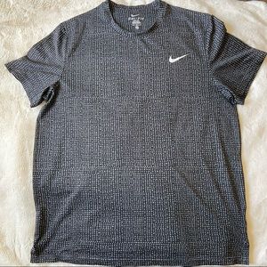 NIKE Dri-fit XL Shirt
